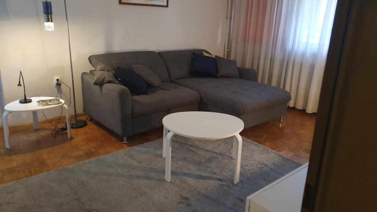 أوسييك Apartment Sretni Dimnjacar المظهر الخارجي الصورة