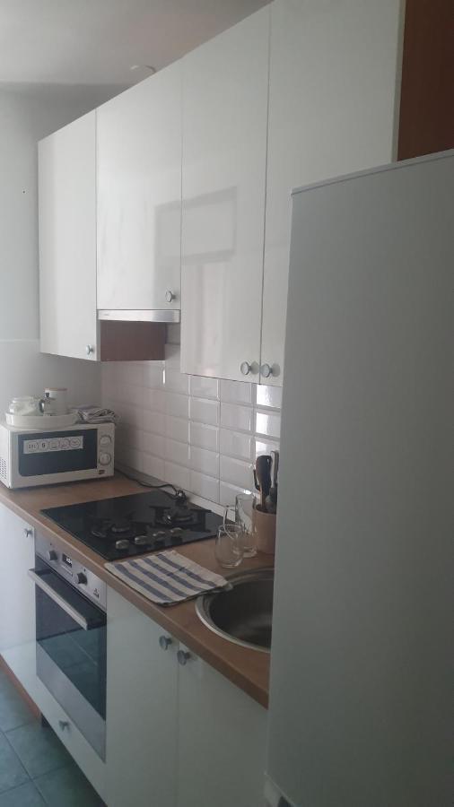 أوسييك Apartment Sretni Dimnjacar المظهر الخارجي الصورة